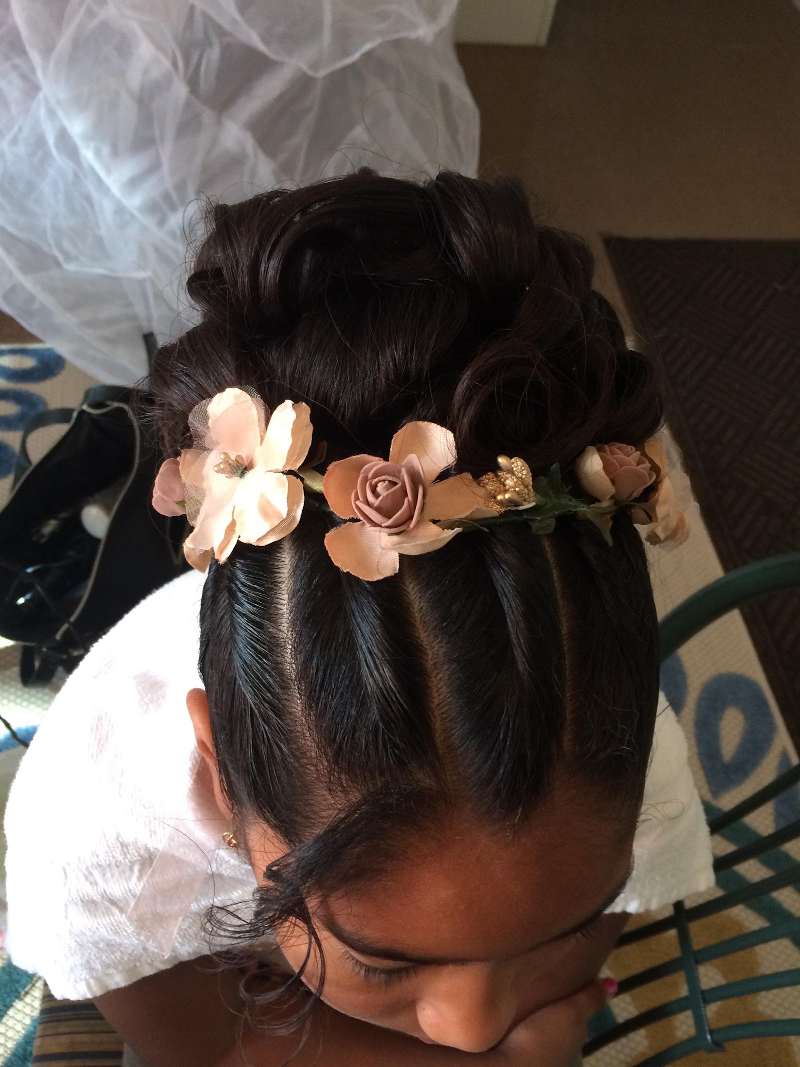 Elvia's Salon & boutik nail photo 3