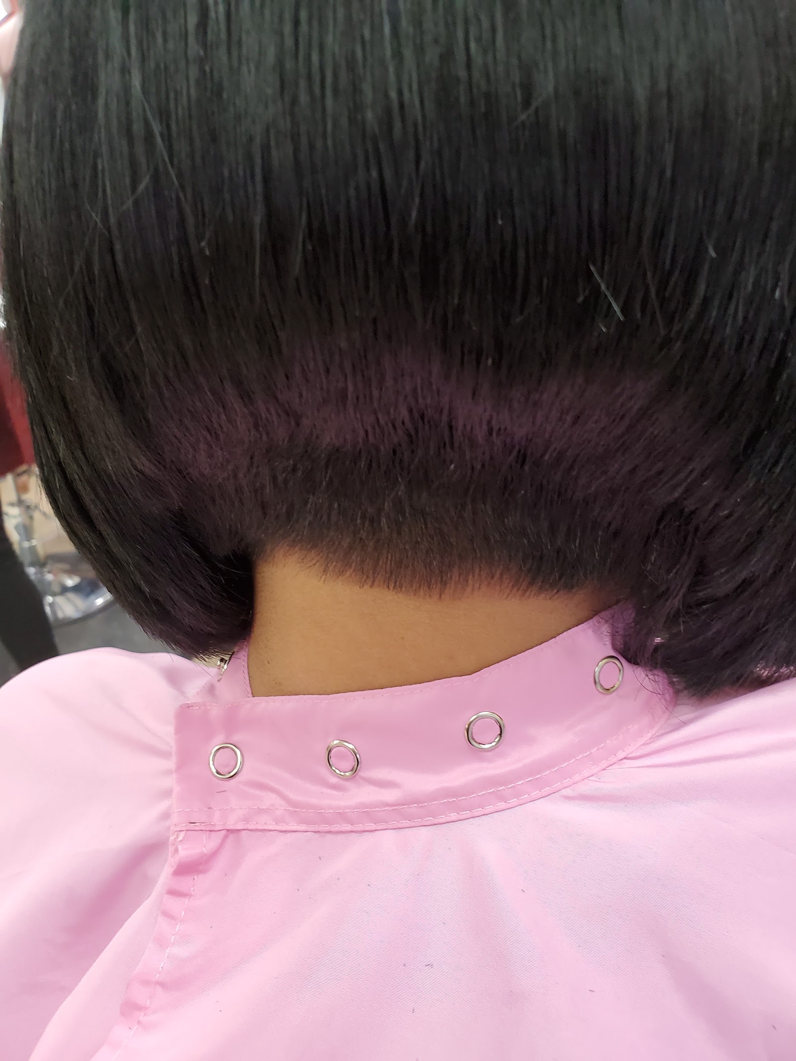 Elvia's Salon & boutik nail photo 5